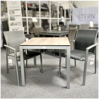 STERN Esstischgruppe Classic und Kari mit Aluminiumgestell in Graphit und Silverstar Tundra Platte