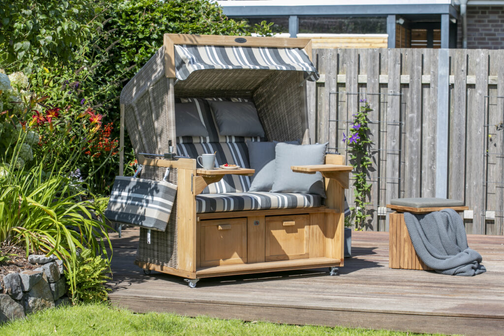 Strandkorb deVries PURE Friesland Sylt XXL aus Teakholz mit PE-Geflecht white kubu Design 158